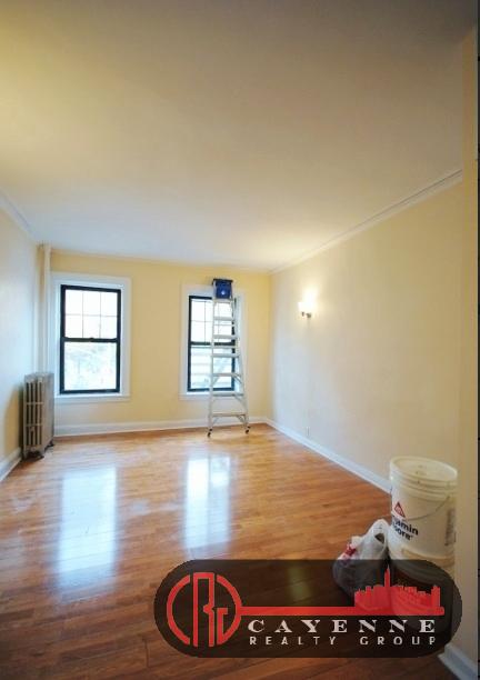 Primary Photo - 400 W 54th St