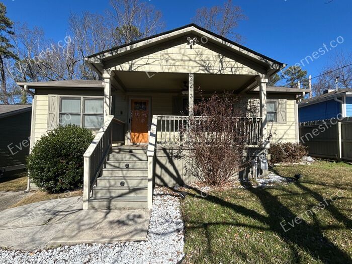 Primary Photo - Lovely 3-Bedroom Home – A Perfect Blend of...