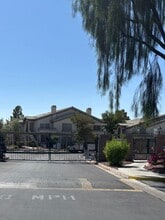 Building Photo - 5710 E Tropicana Ave