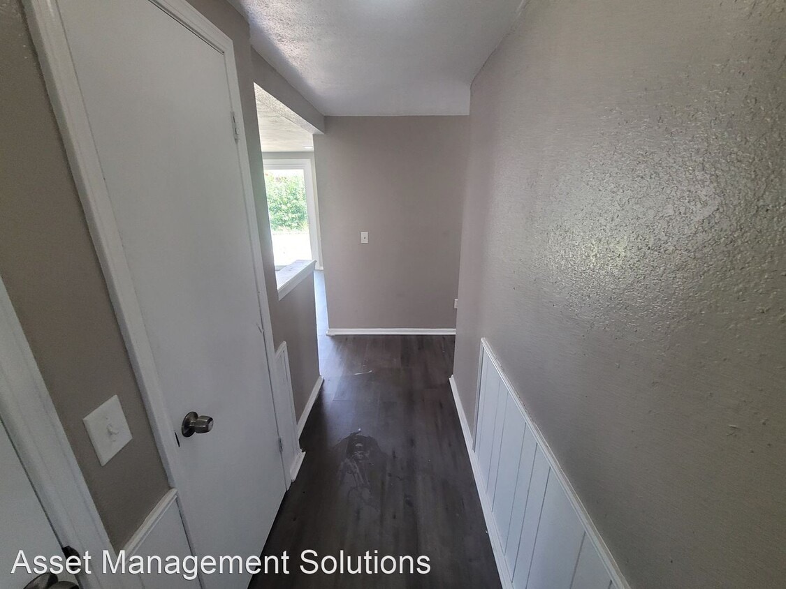 Primary Photo - 5 br, 1.5 bath House - 1109 SW 101st St.
