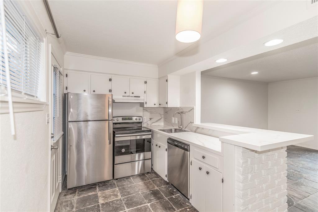 4321 Hazard St Unit 8, Houston, TX 77098 Room for Rent in Houston, TX