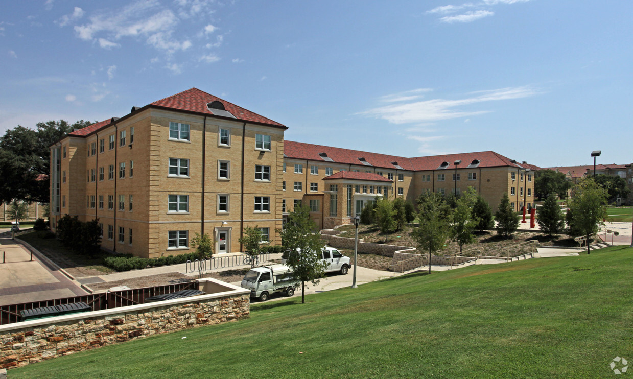 Foto del edificio - TCU Milton Daniel