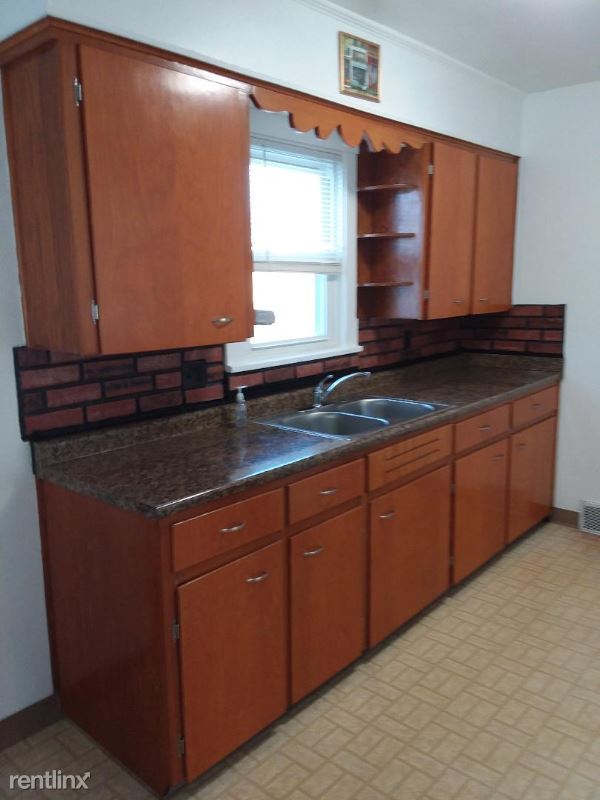 Foto del edificio - 2 br, 1 bath House - 132 Hazel Ave
