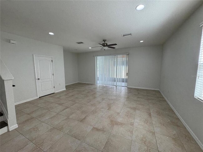Foto del edificio - 8422 Pine River Rd