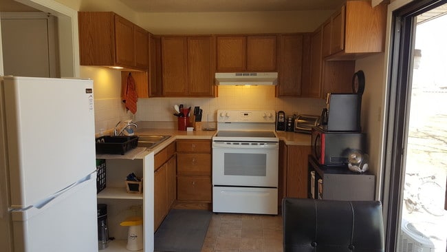 Building Photo - 2212 Prairie Glen Pl