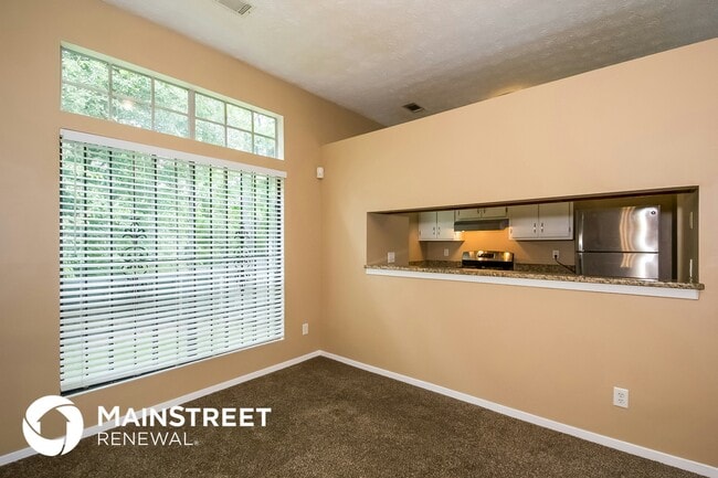 Foto del edificio - 6350 Laurel Post Dr