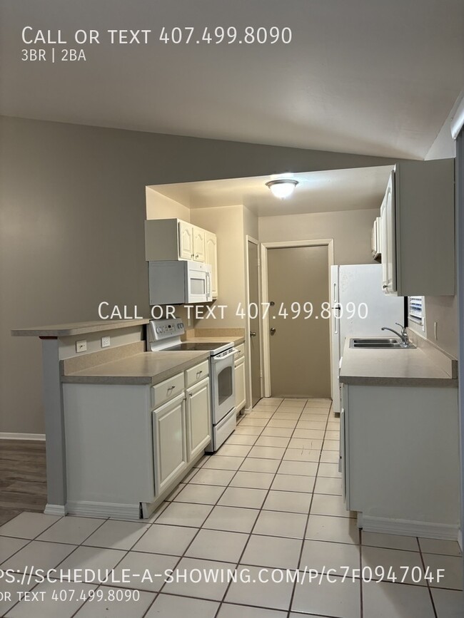 Building Photo - 490 Kentucky Woods | $1995 | 3 beds, 2 ful...
