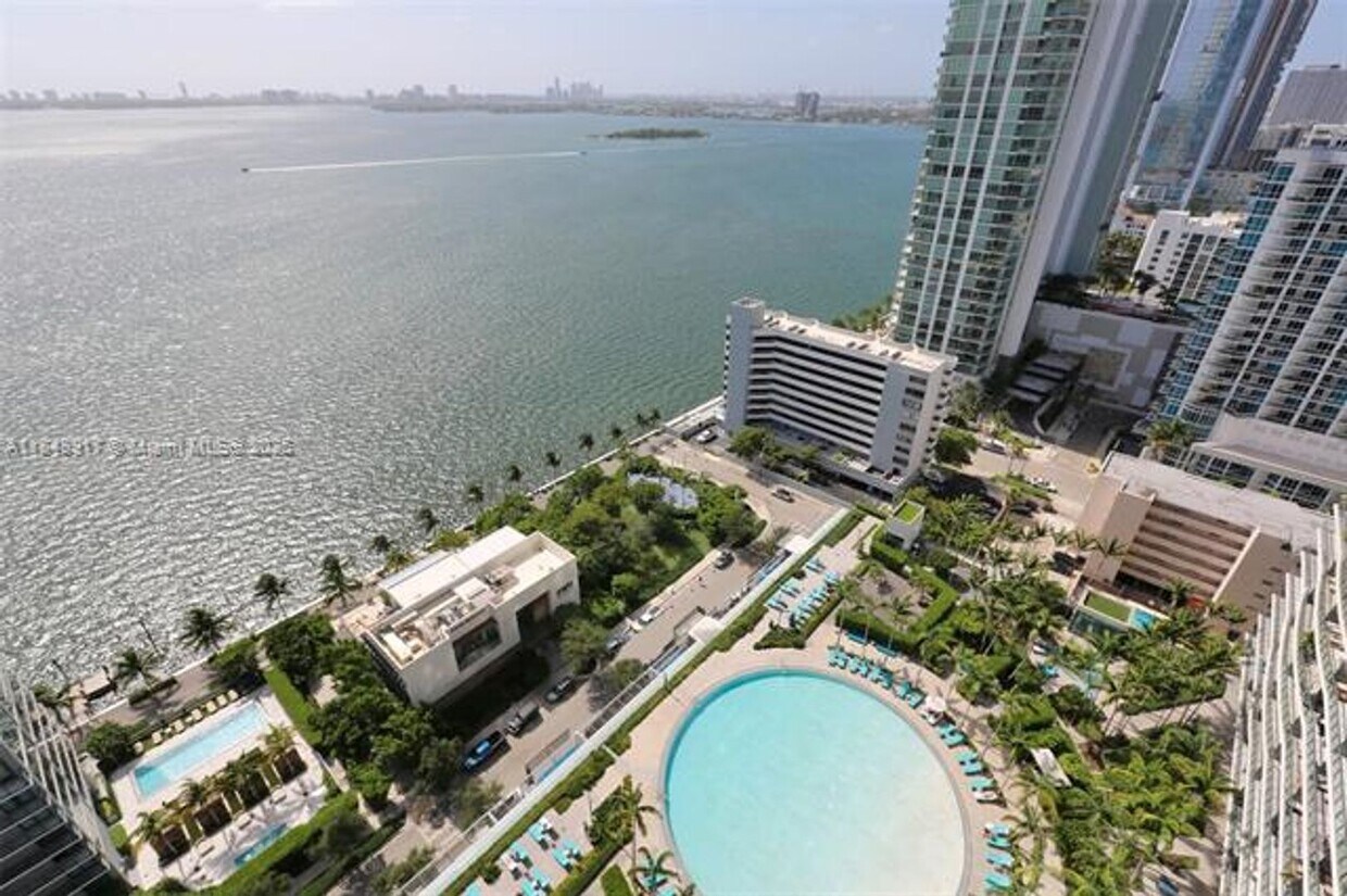 Photo - 650 NE 32nd St unit 2604 (A11848917)