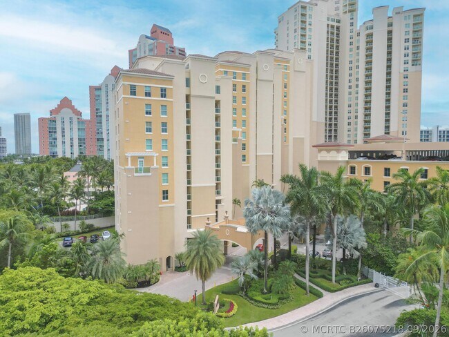 Foto del edificio - 3340 NE 190th St