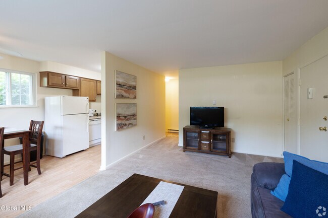 Foto del edificio - 2568 Western Ave