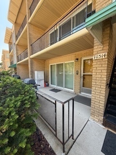 Building Photo - 10314 S Komensky Ave
