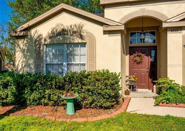 Building Photo - 5711 Lassies Way