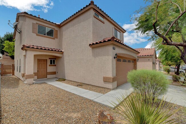 Foto del edificio - Southern Highlands 4 Bedroom FOR RENT