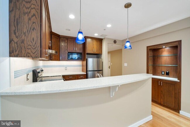 Foto del edificio - 1415 Chapin St NW