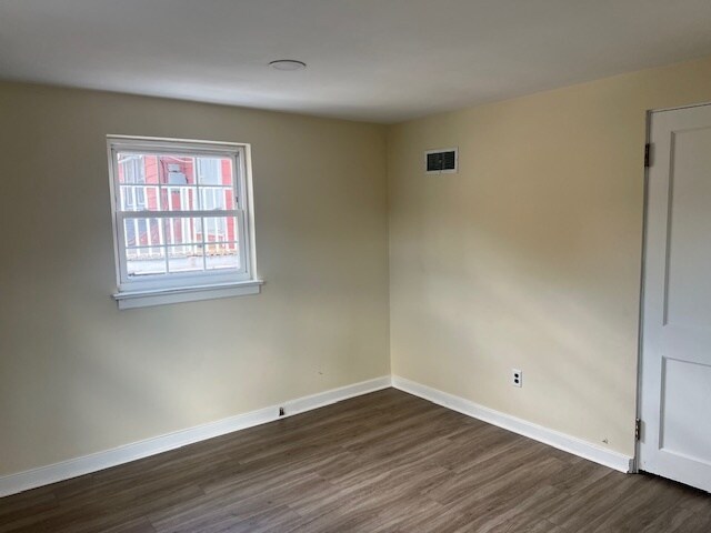 Foto del edificio - 4402 Lancaster St