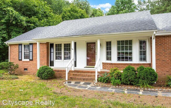 Building Photo - 3 br, 2 bath House - 1611 Cloister Drive