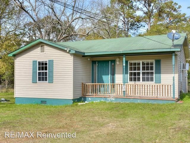 Primary Photo - 1829 1/2 Wilkinson Cir