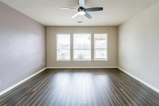 Foto del edificio - 19717 Abigail Way