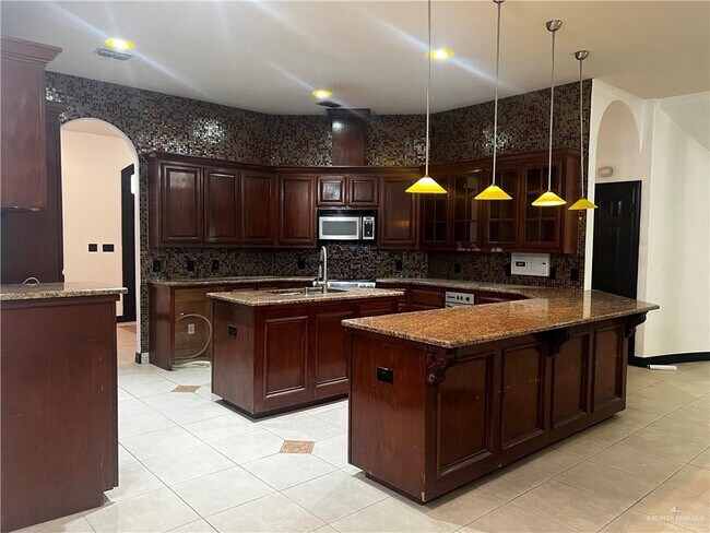 Foto del edificio - 7400 N 4th St