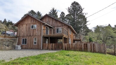 Building Photo - 287-289 S Westhaven Dr