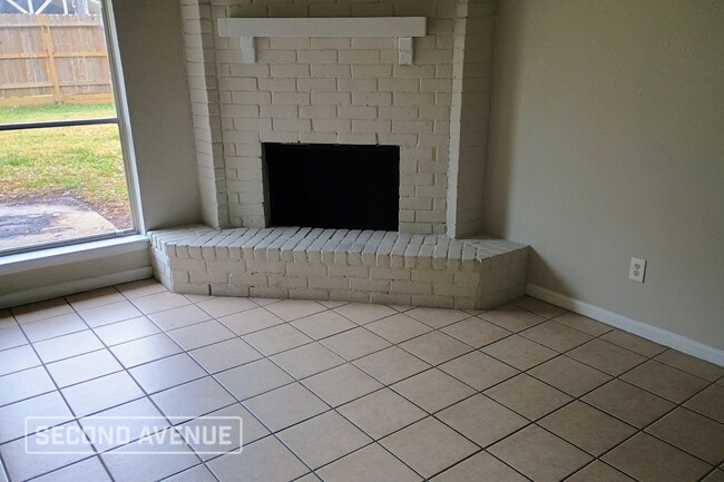 Foto del edificio - 4306 Tylergate Dr