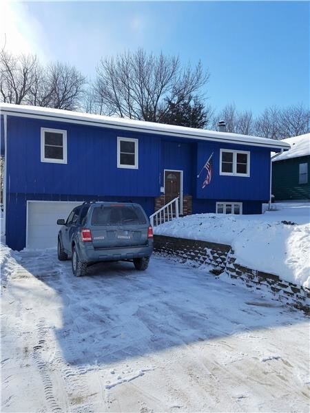 Primary Photo - 3025 Rainbow Dr