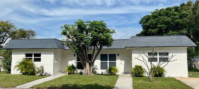 Building Photo - 1710 NE 24th Ave