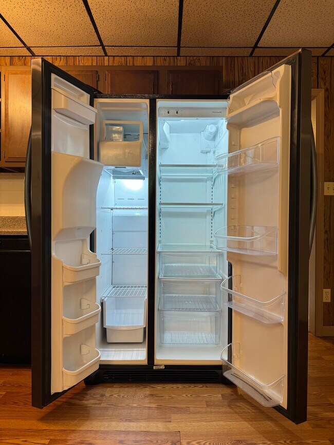 420 W 2nd St Unit D, Weston, WV 26452 Apartments in Weston, WV