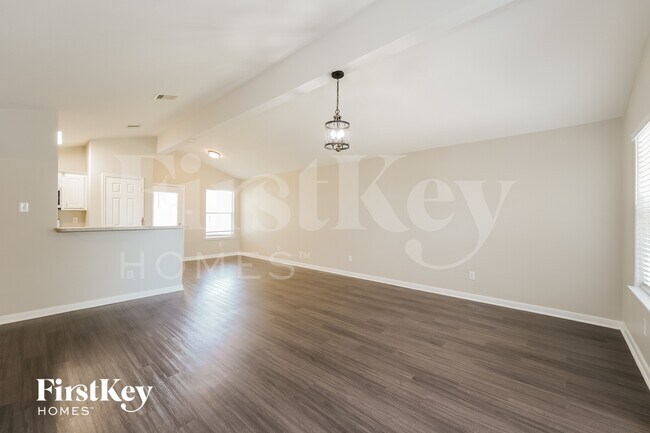 Building Photo - 7111 Lilac Manor Ln