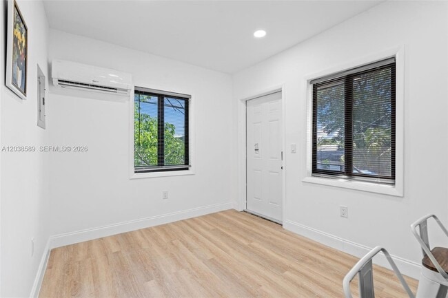 Building Photo - 1824 NW 47th St