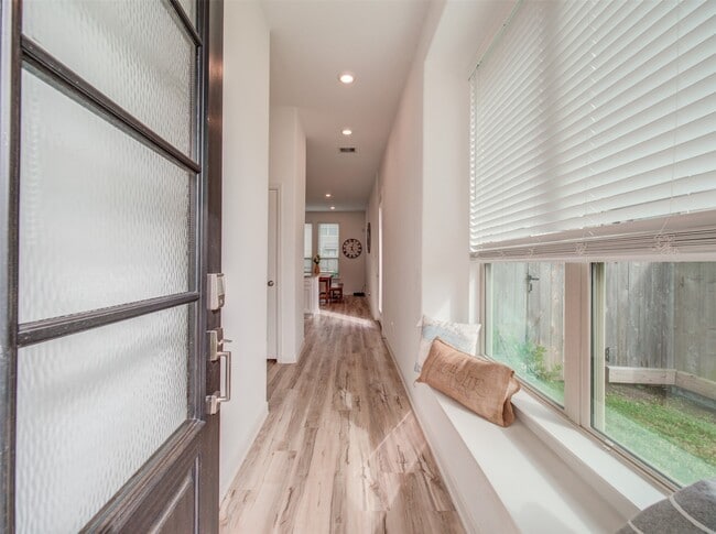 Foto del edificio - 22707 Sutherland Bend Ln