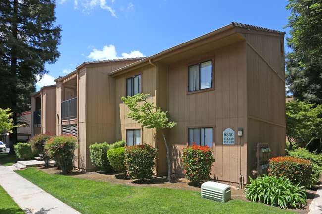 Building Photo - Pine Tree Village Apartments