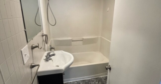 Foto del edificio - 314 Liston Ave