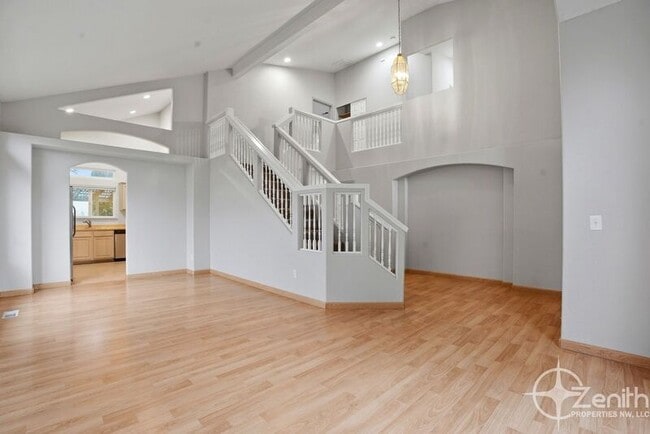 Building Photo - 17019 SE 3rd St