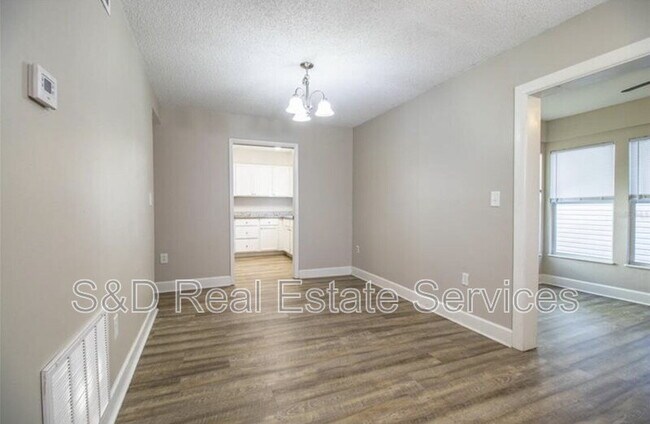 Building Photo - 3542 Raintree Ct