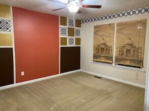 Building Photo - 3512 Frederick Dr