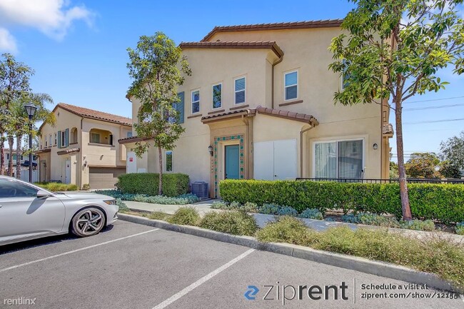 Building Photo - 2 br, 2 bath Townhome - 11768 Lakeland Rd,...