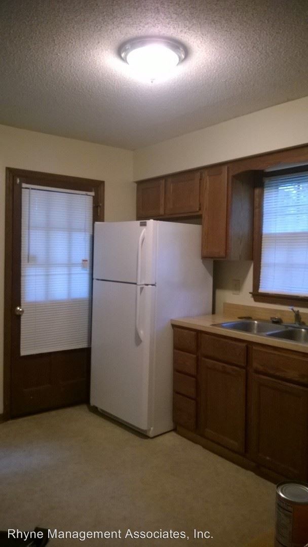 Building Photo - 3 br, 2.5 bath House - 100 Strawbridge Court