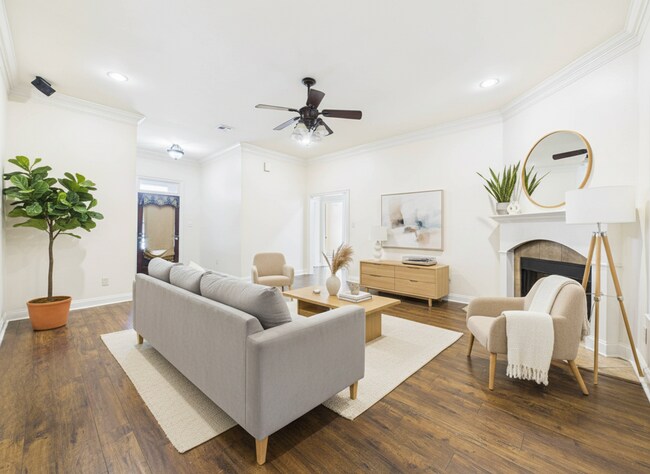 Foto del edificio - 3 Bed, 2 Bath Single Family home