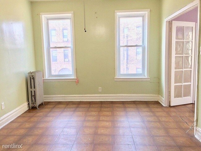 Building Photo - 2 br, 1 bath Apartment - 786 Lenox Road