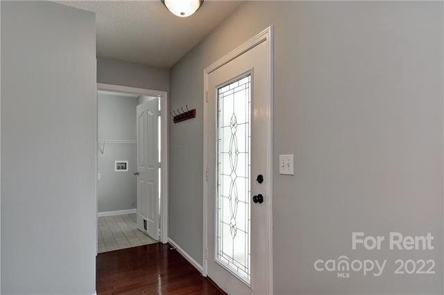 Building Photo - 10420 Yellow Rose Ln