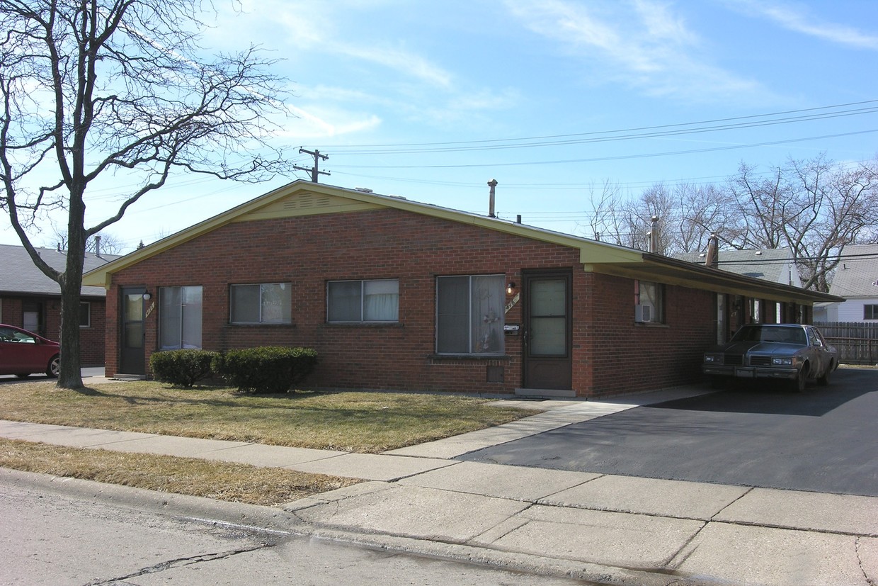 Primary Photo - 4166-4176 Drouillard St