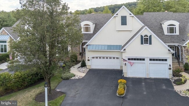 Foto del edificio - 5812 Hickory Hollow Ln