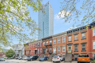 Building Photo - 55 Van Reipen Ave