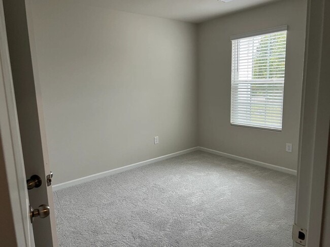 Building Photo - Brand New Townhome for Rent – West Spartanburg