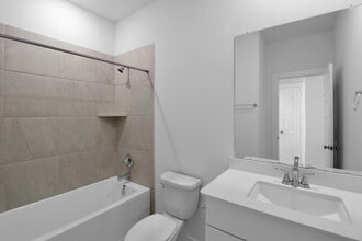 Building Photo - 2614 Cactus Rnch Ln