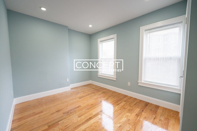 Foto del edificio - 372 Oxford St