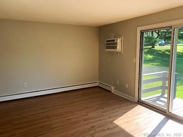 Foto del edificio - 115 Moylan Ct