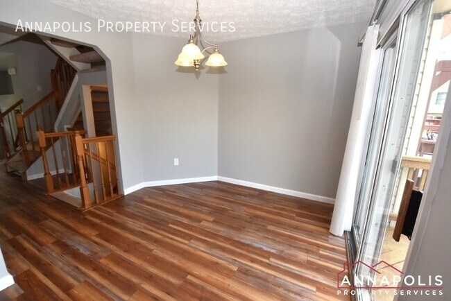 Building Photo - 702 dayspring drive