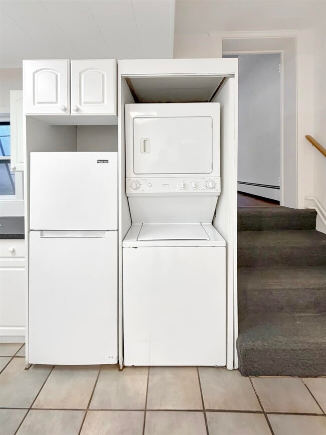 Building Photo - 527 Washington St